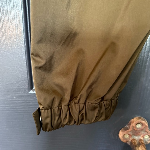 Athleta Radiant Jogger Womens 8 Pants Green Pockets Shiny Elastic Ankle - Picture 9 of 14